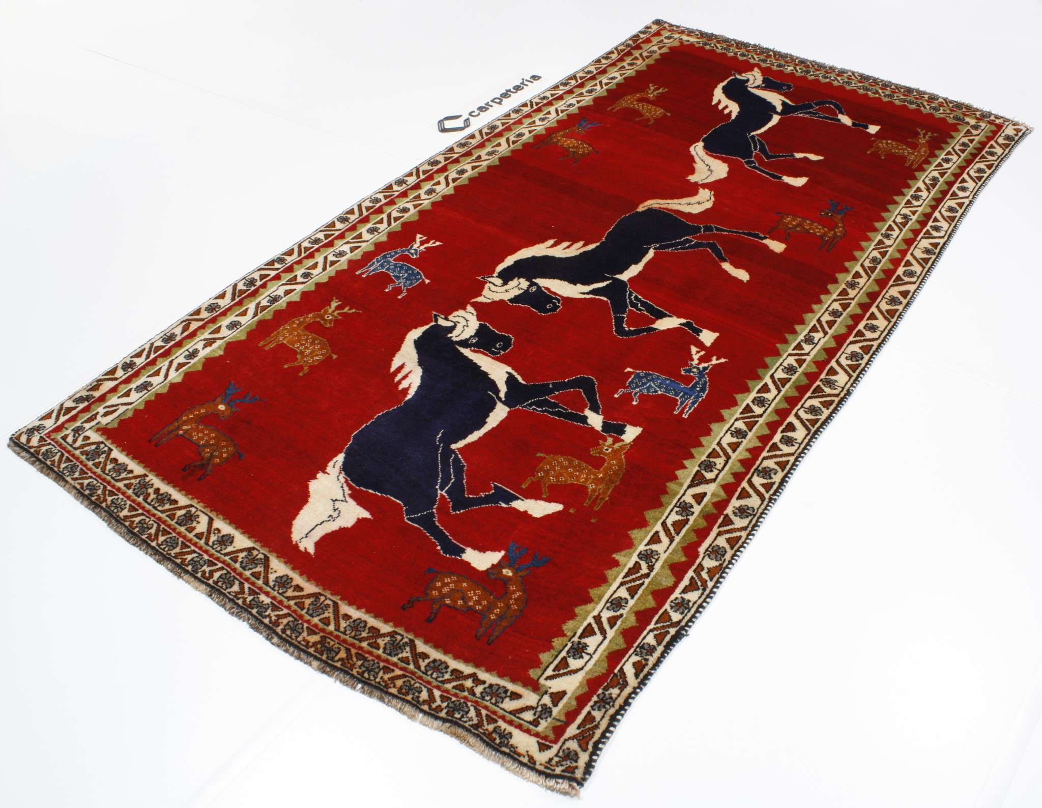 Persian rug Shiraz Figural