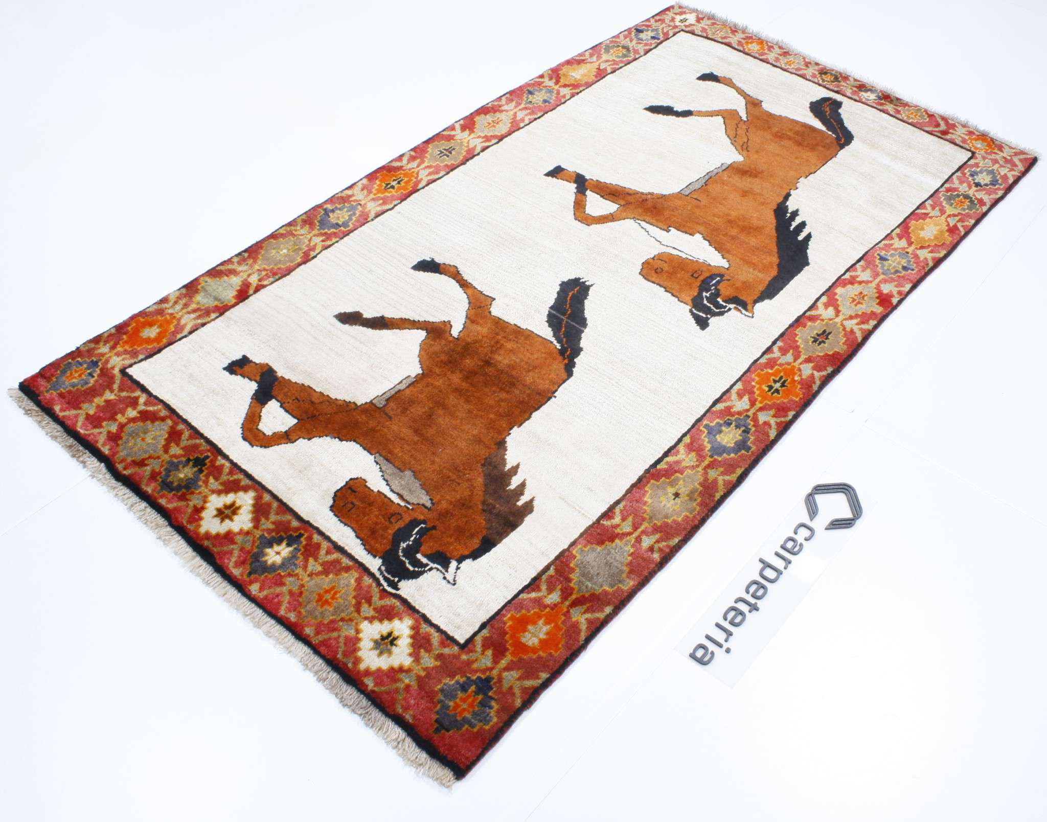 Persian rug Shiraz Figural