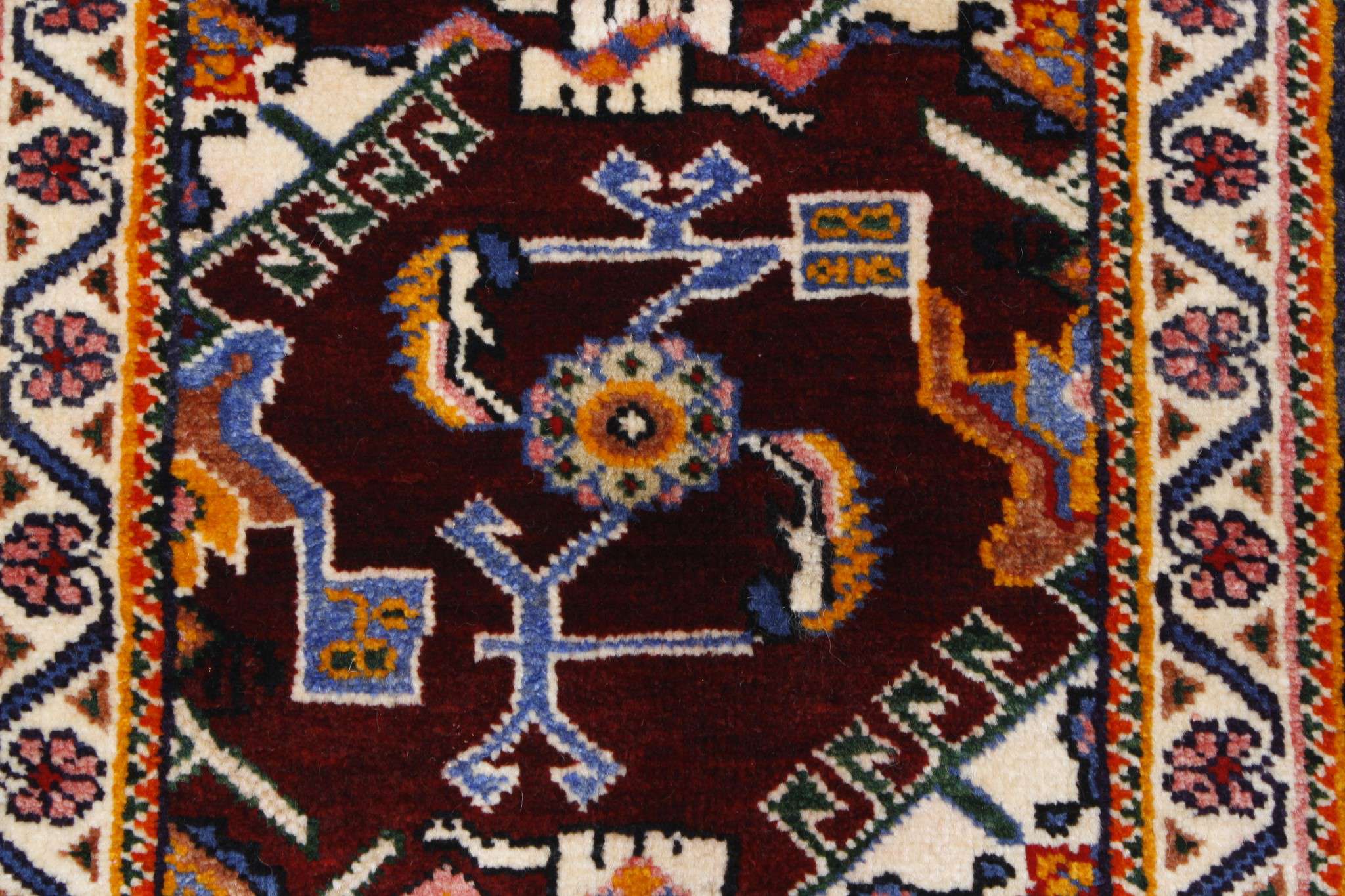 Persian rug Shiraz Figural