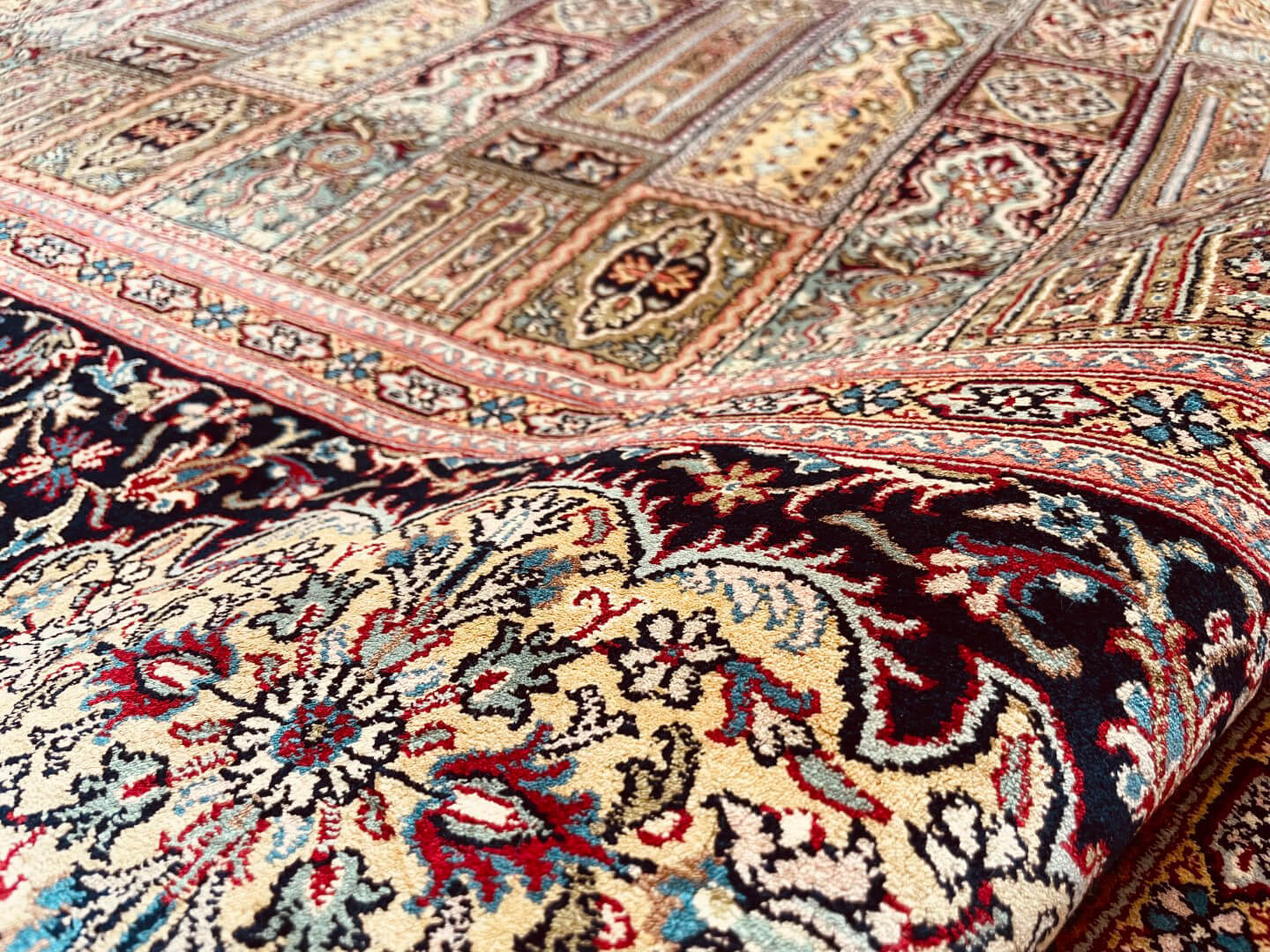 Oriental rug Kashmir Silk/Silk Royal