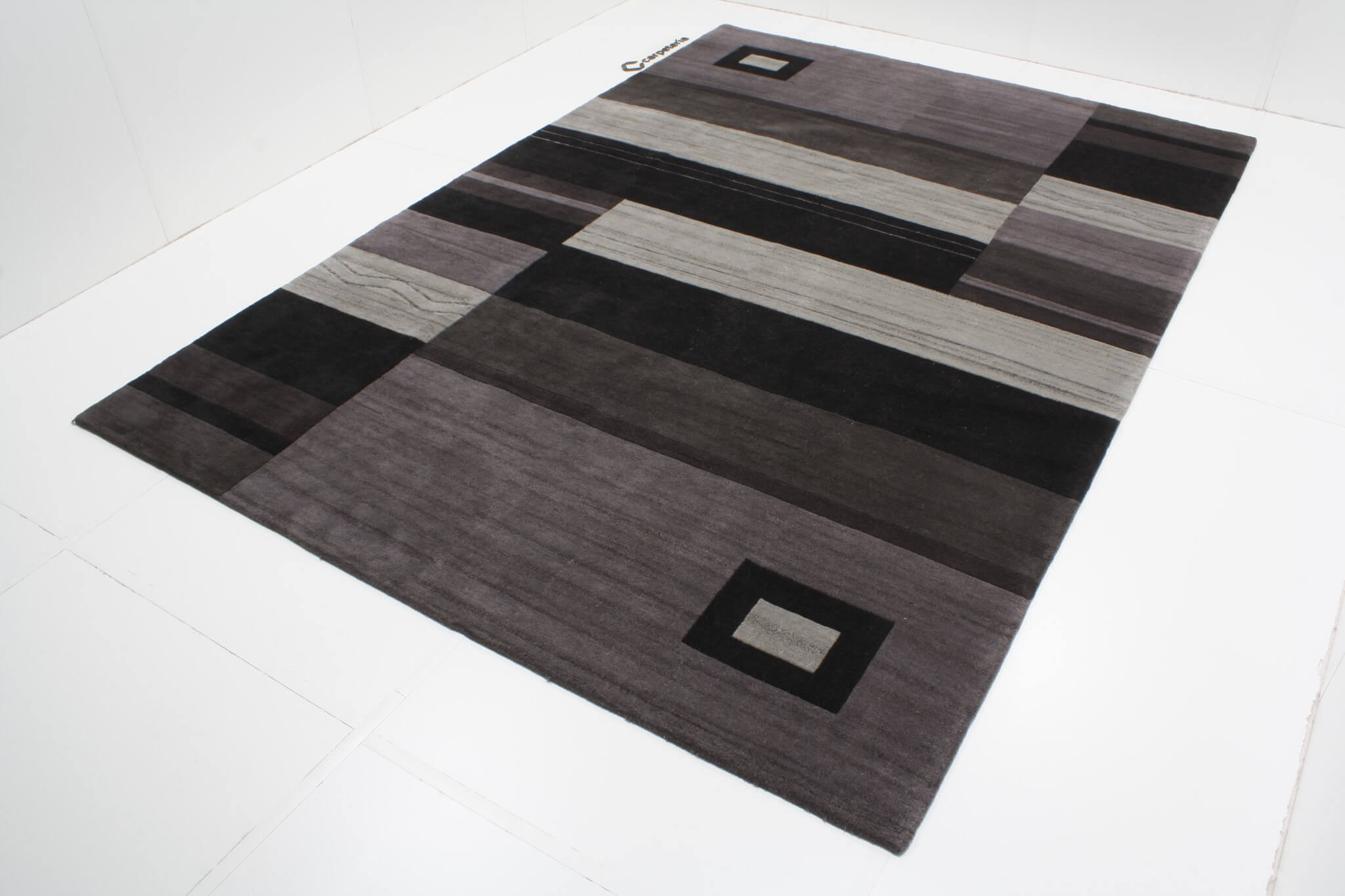 Modern rug Nepal Exclusive