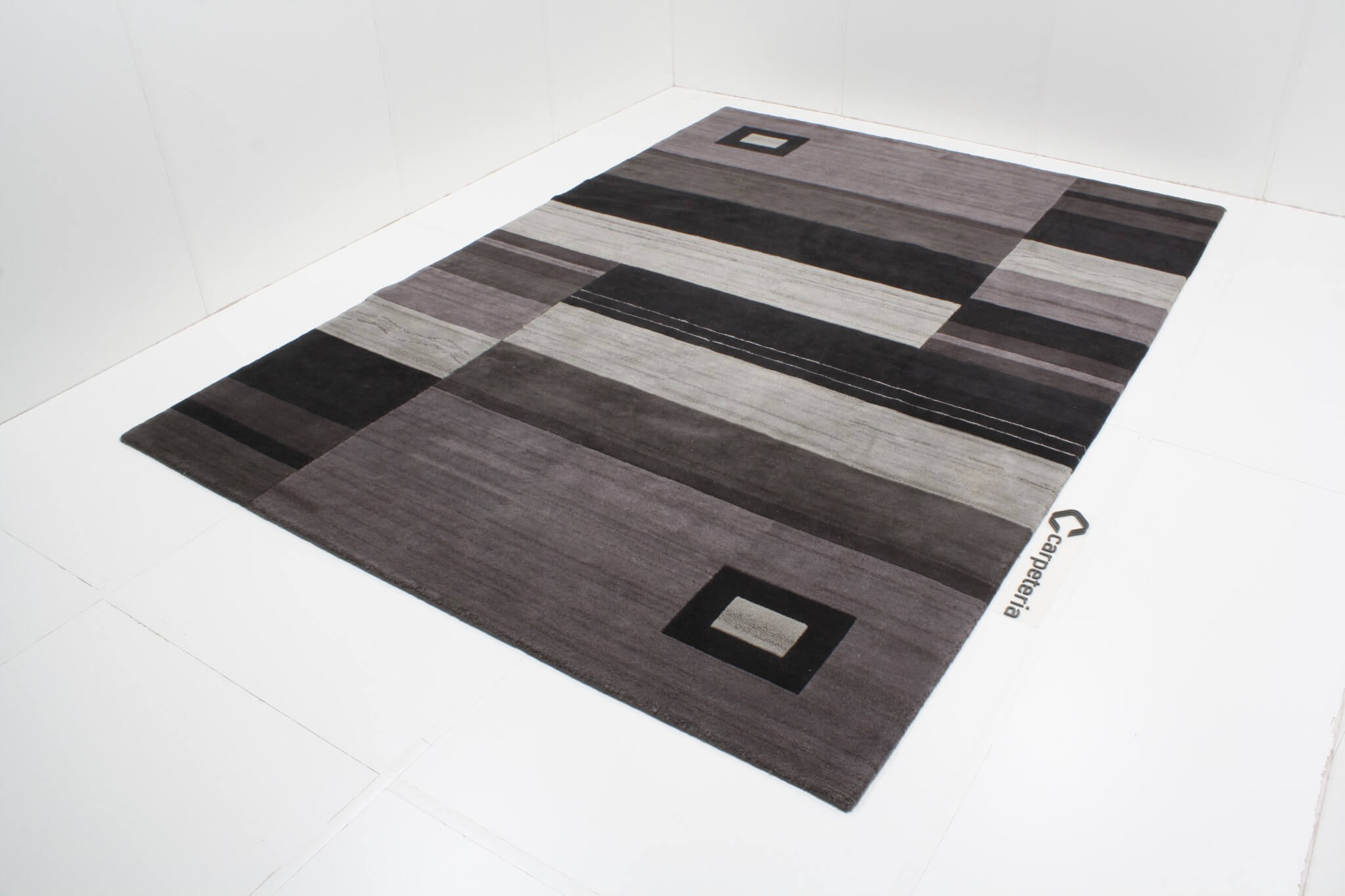 Modern rug Nepal Exclusive