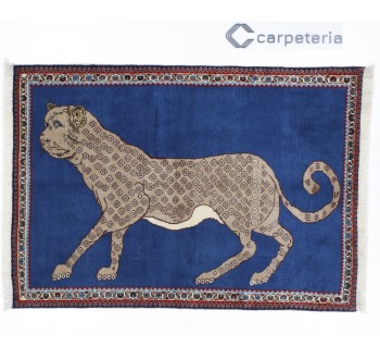 Persian rug Shiraz Figural