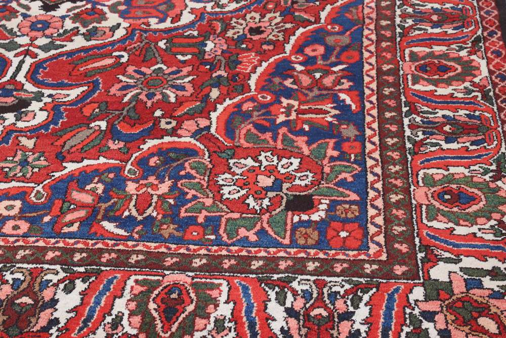 Persian rug Bakhtiar