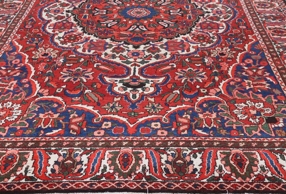 Persian rug Bakhtiar