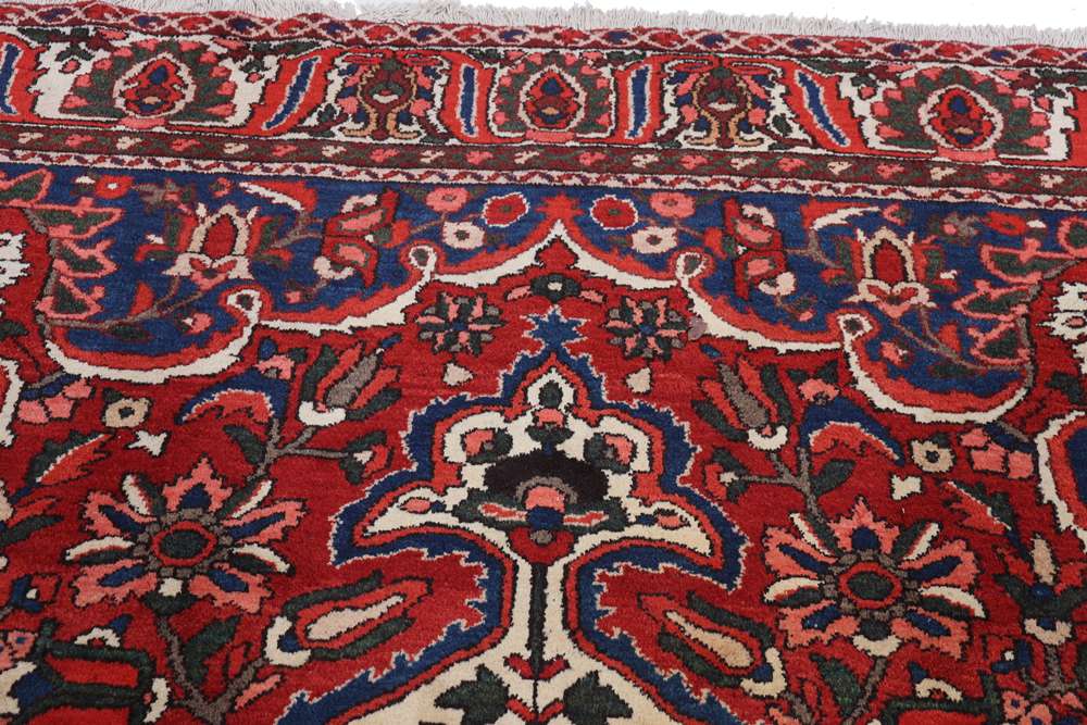 Persian rug Bakhtiar