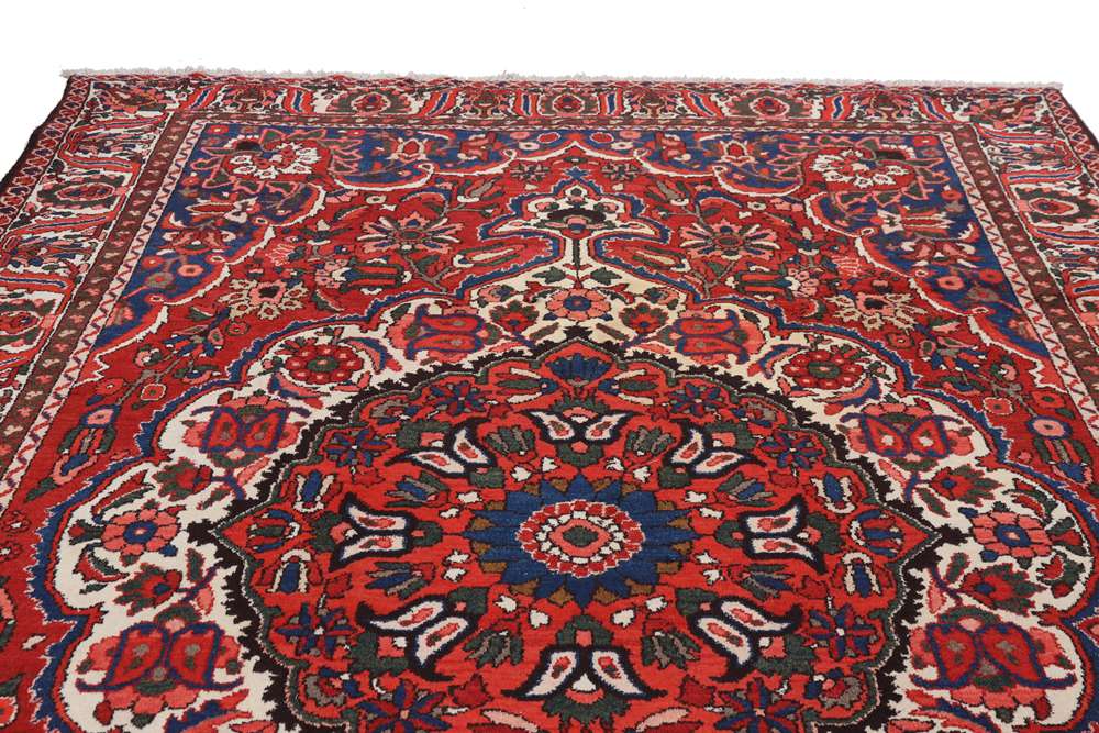 Persian rug Bakhtiar