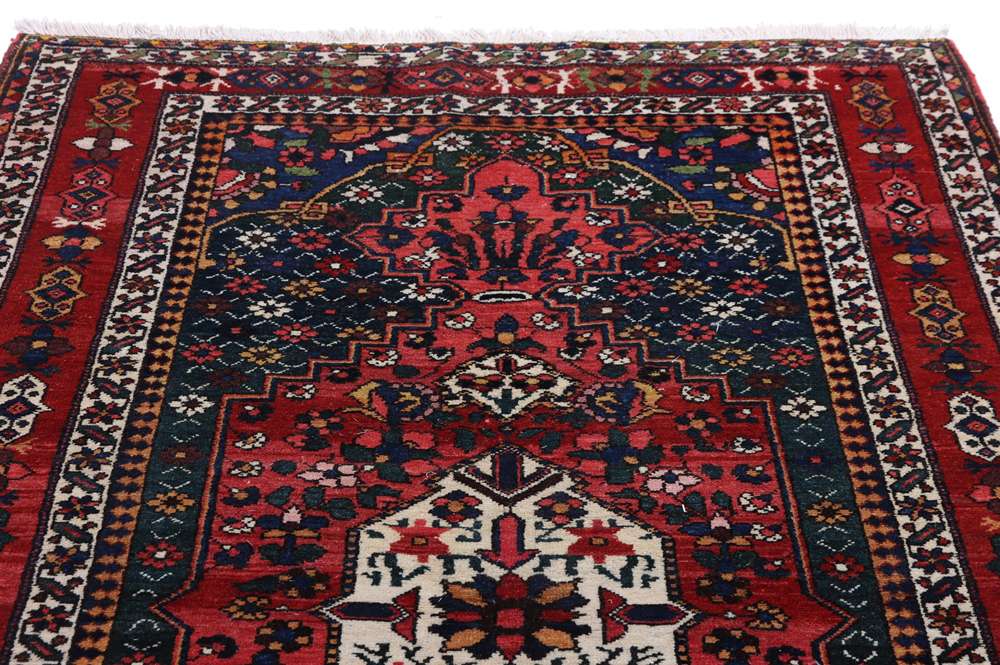 Persian rug Bakhtiar