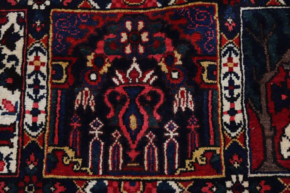 Persian rug Bakhtiar