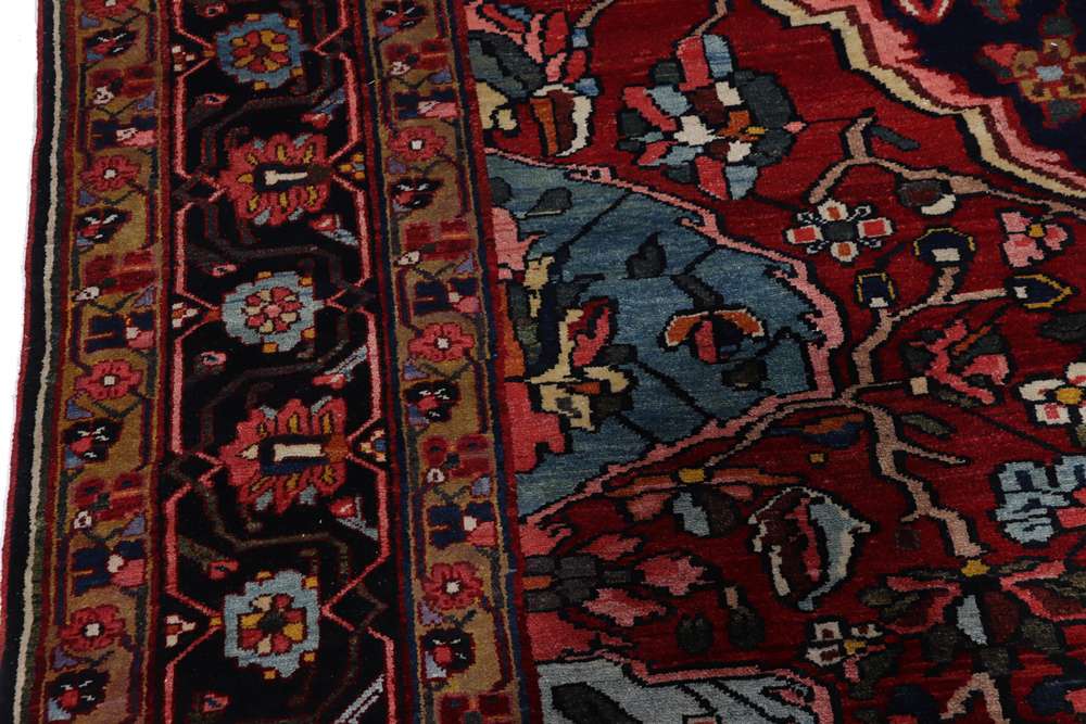 Persian rug Bakhtiar