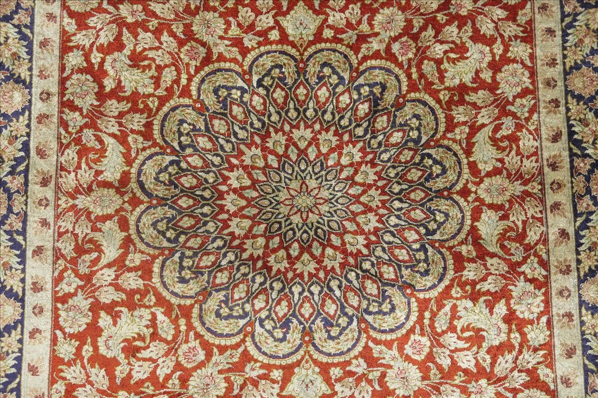 Persian rug Ghom Silk Imperial