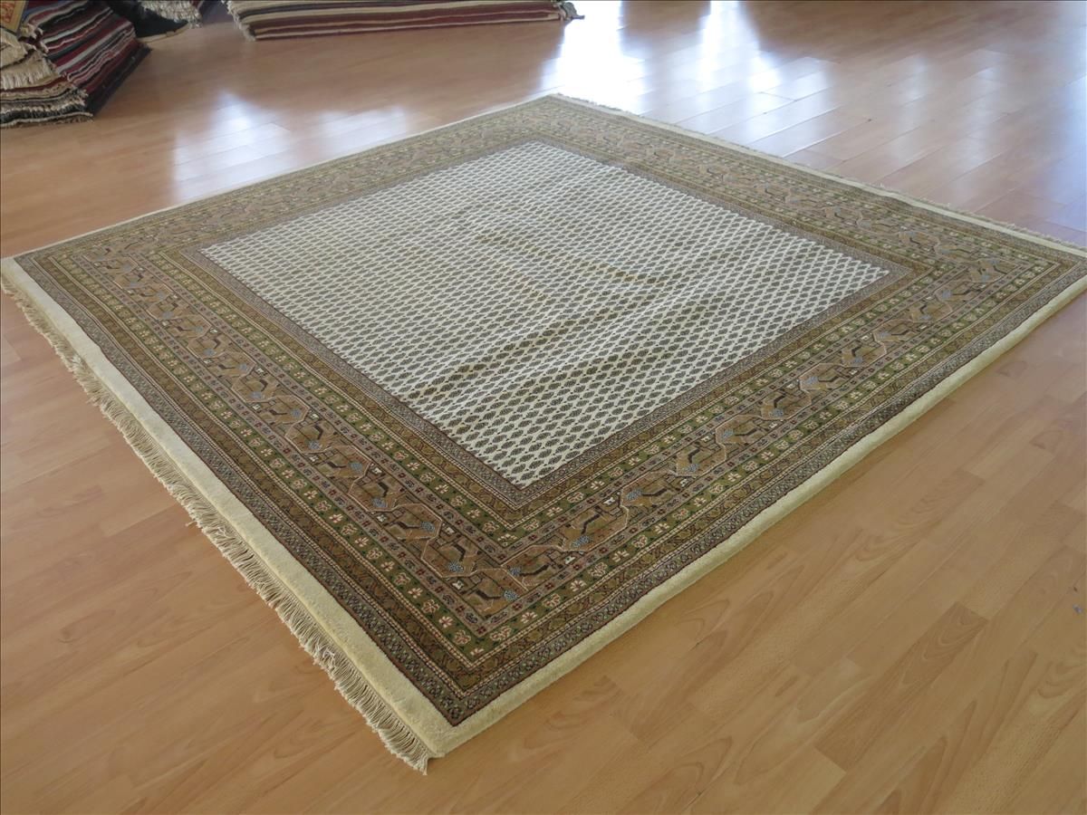 Oriental rug Mir