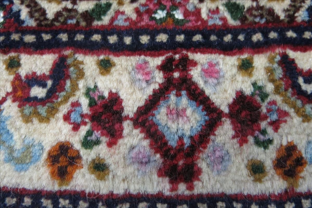 Oriental rug Moud Super