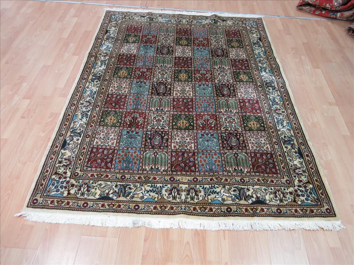 Oriental rug Moud Super