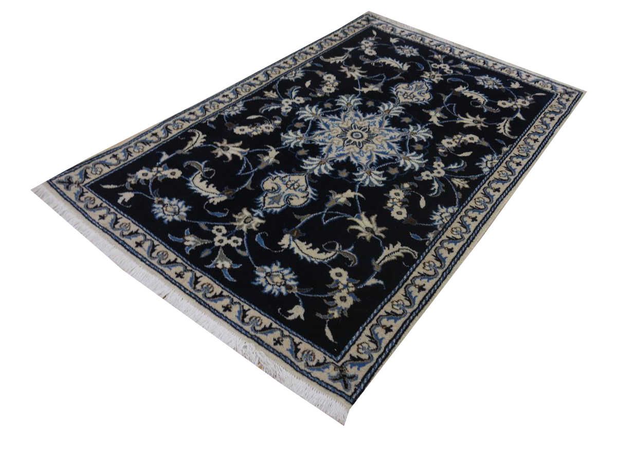 Oriental rug Nain Cavir