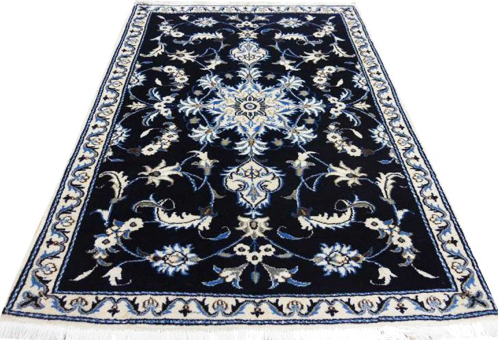 Oriental rug Nain Cavir